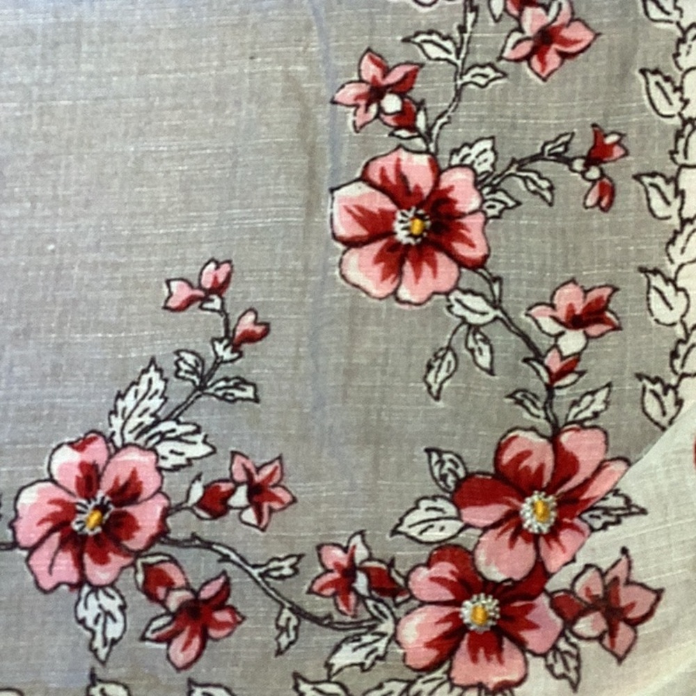 FINAL SALE PRICE Scarves, Bandana & Hankie Lot of 7 - Picture 11 of 11